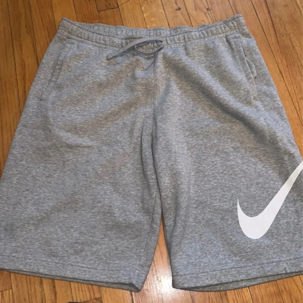 nike shorts